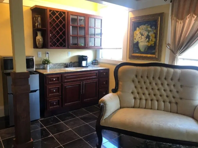 Deluxe Double Suite