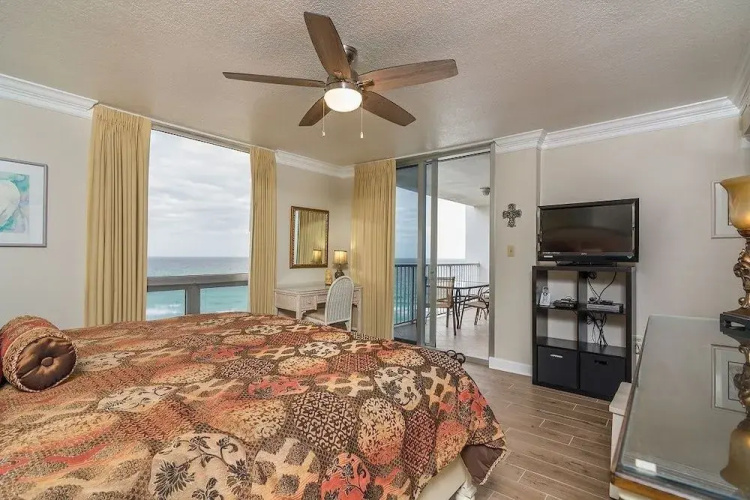 Shoreline 2084 Condo by RedAwning