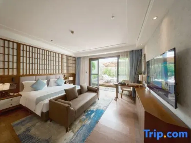 Standard Double room with garden view