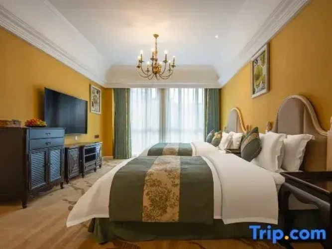 2 Bedrooms Suite