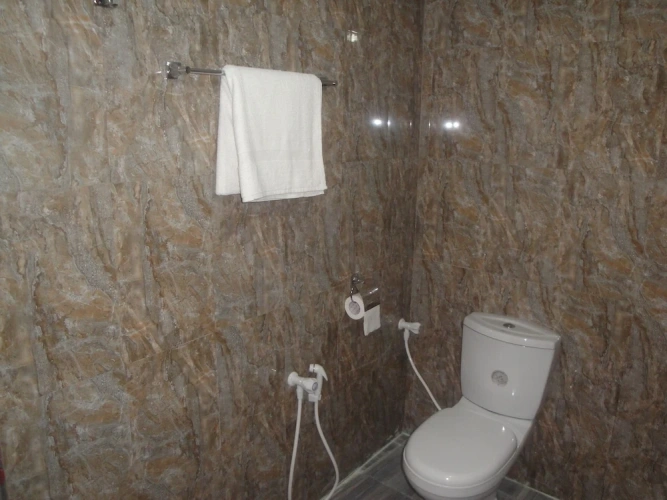 Comfort Single room with balcony and with garden view