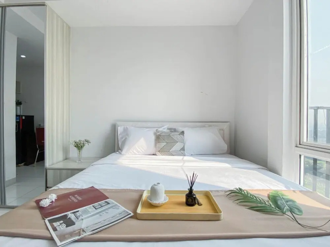Basic Studio Room At Azalea Suites Apartment