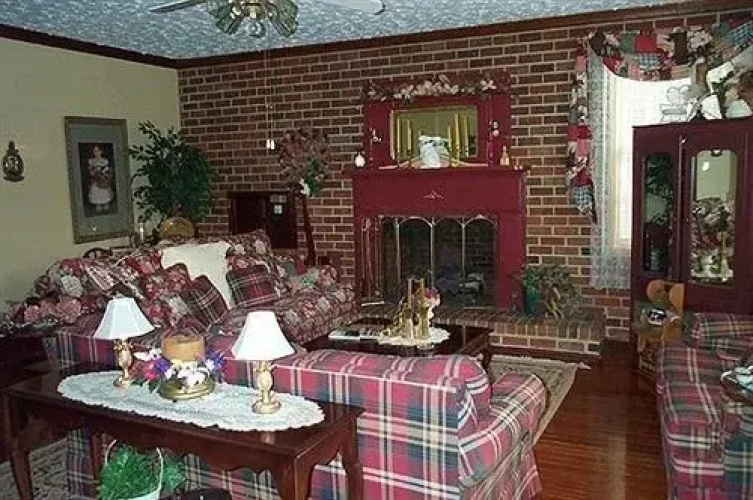 Pinhook Plantation House