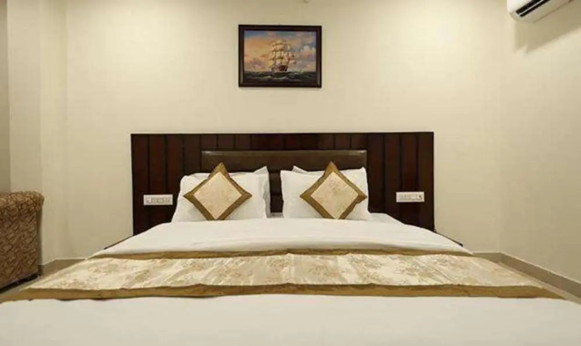 Fabhotel Red Coral