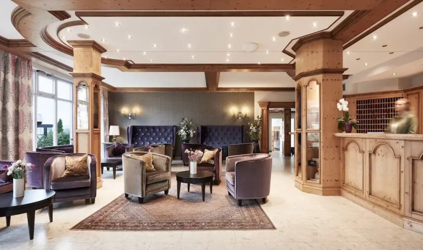 Burghotel Am Hohen Bogen