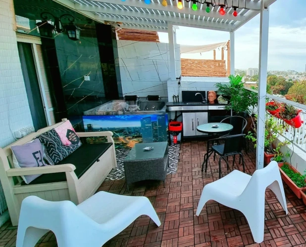 1 Bedroom Suite with city view