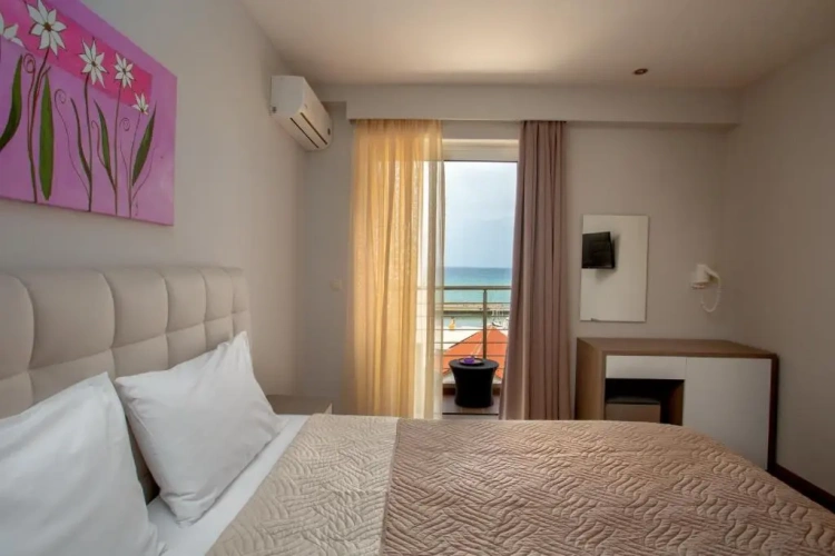 Deluxe Double room with sea view
