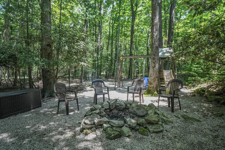 Tucked Inn by Taylor Made Deep Creek