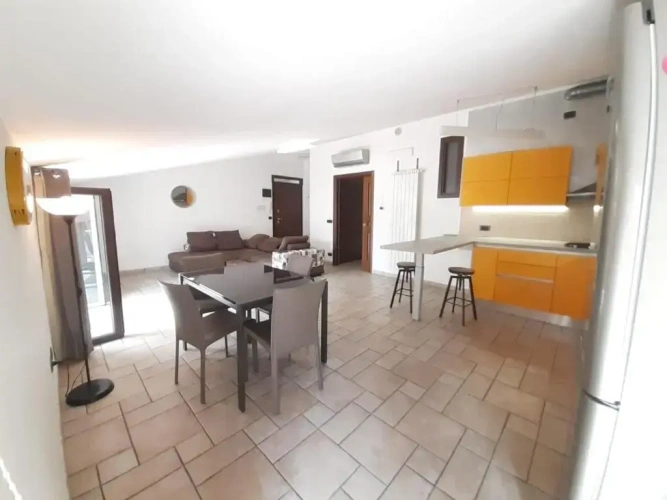 3 Bedrooms Apartment