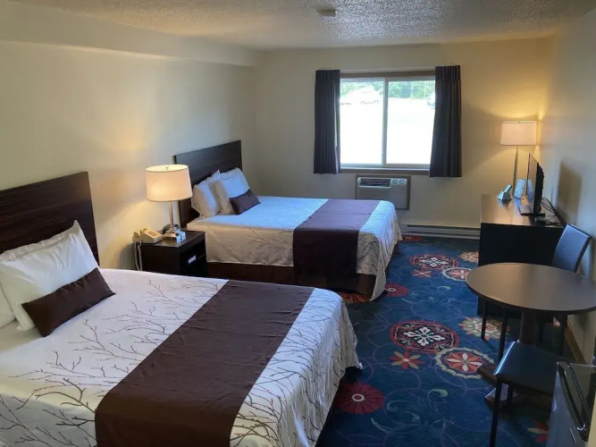 White Pine Lodge