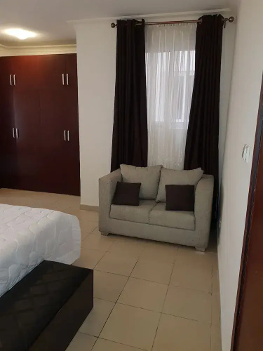 Cadogan Place Estate Apartment
