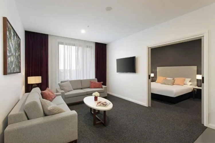 Deluxe Double Suite