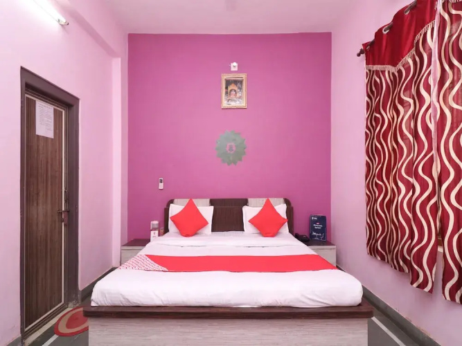 Oyo 22644 Bhagat Palace