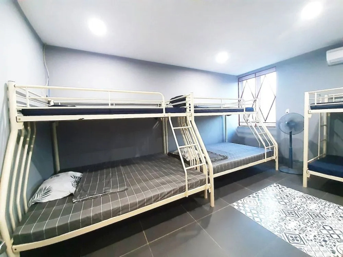 Ba Sao Hotel - Hostel