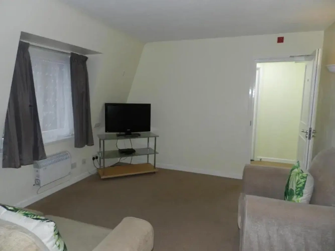 1 Bedroom Apartment with inland view