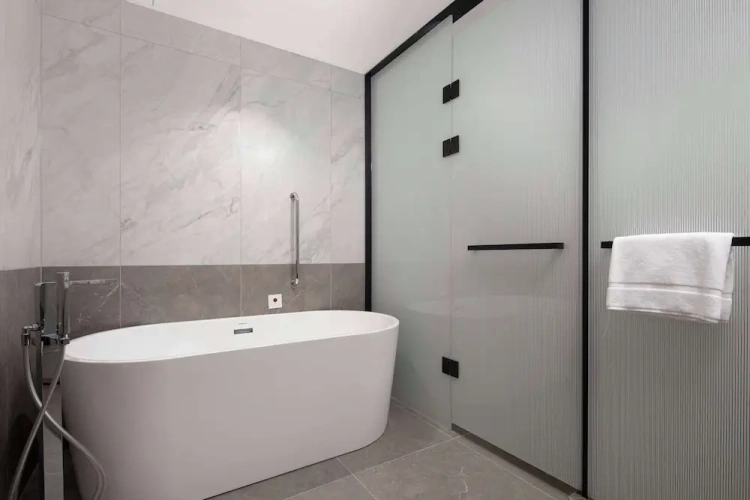 Deluxe Double Suite