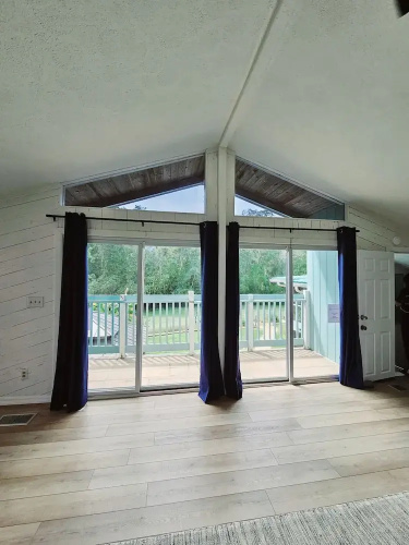 Manatee Cove Compound Retreat Star5vaca