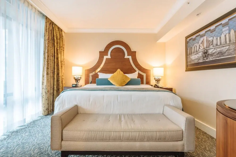 L'Hermitage Hotel