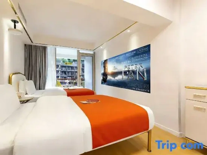 Standard Twin room with balcony and with river view
