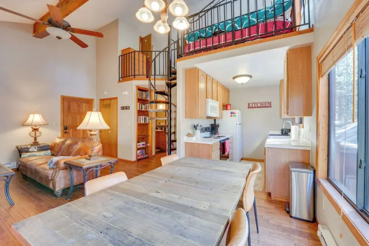 3 Blocks to Angel Fire Resort: Kid-friendly Condo