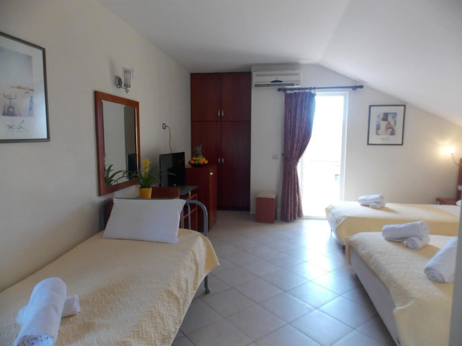 Hotel Veli
