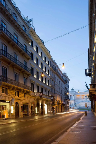 Via Del Corso Home