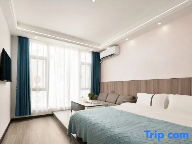2 Bedrooms Suite