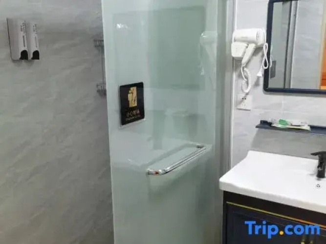 Shanghai Qingcun Hotel