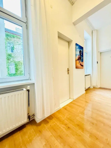 Comfortable 5BR Stay Near Westbahnhof
