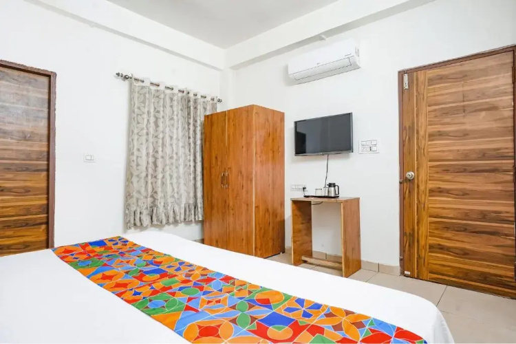 FabExpress Gulmohar Grande