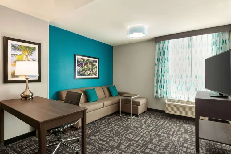 Quadruple Suite