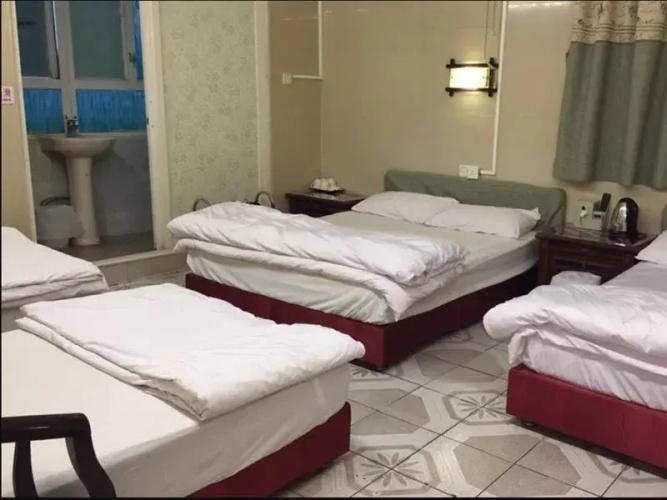 Deluxe Hostel (Vila Hou Va)