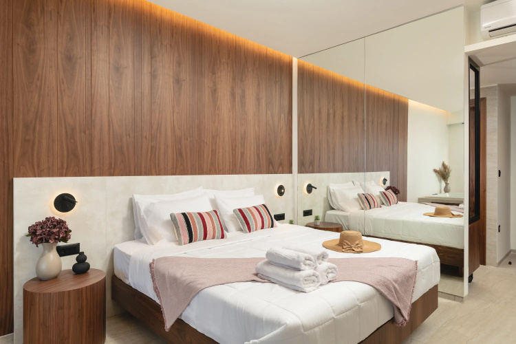 Elia Sea Suites