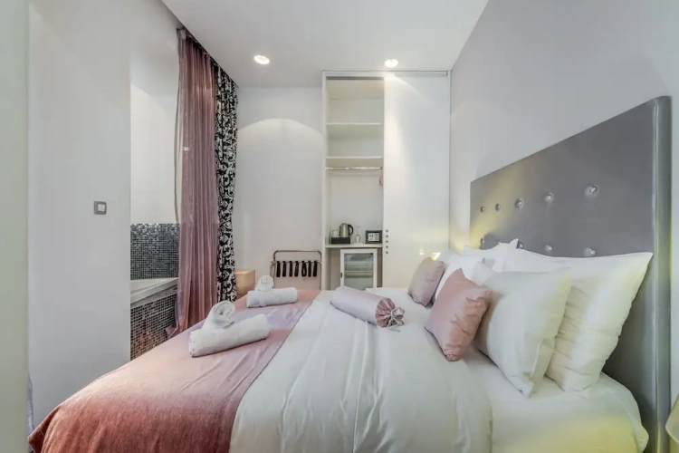 Deluxe Double room with balcony