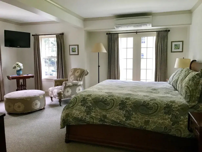 Old Lyme Inn