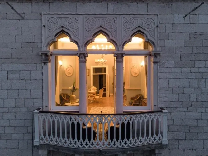 Luxury Apartment