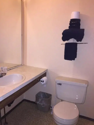 Estevan Motel