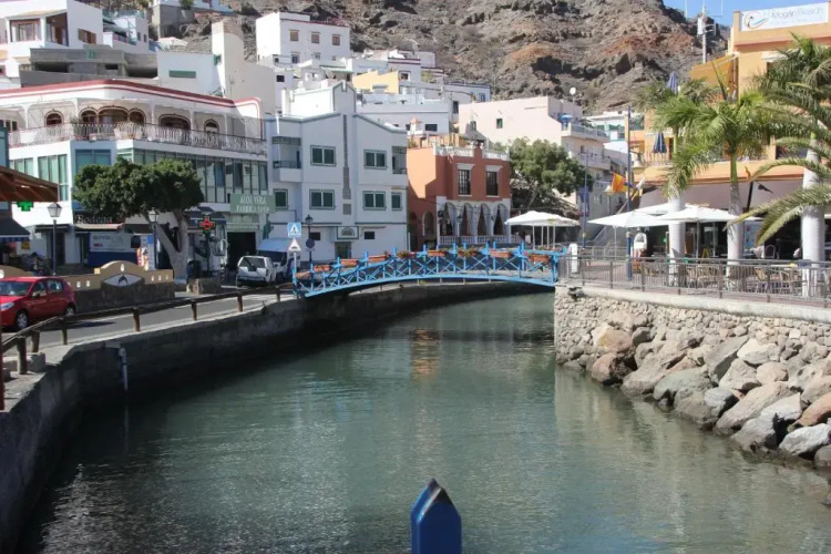 Las Brisas Mogan Apartamentos