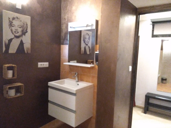 1 Bedroom Apartment with sea view