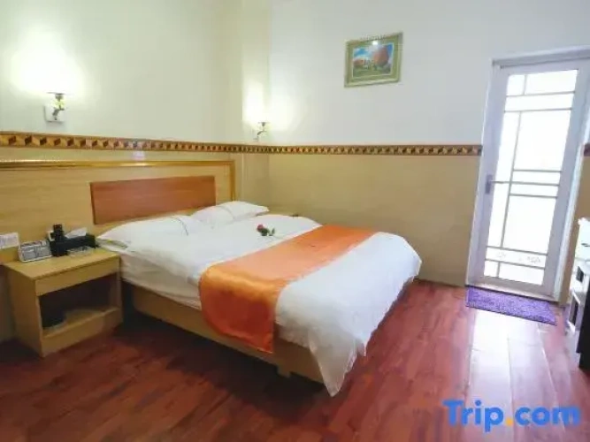 Deluxe Single room