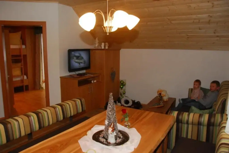 2 Bedrooms Apartment with balcony and with mountain view