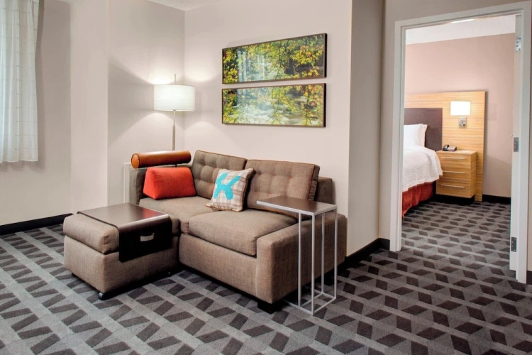 1 Bedroom Suite
