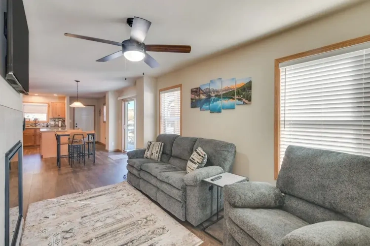 3 Bedrooms Cottage