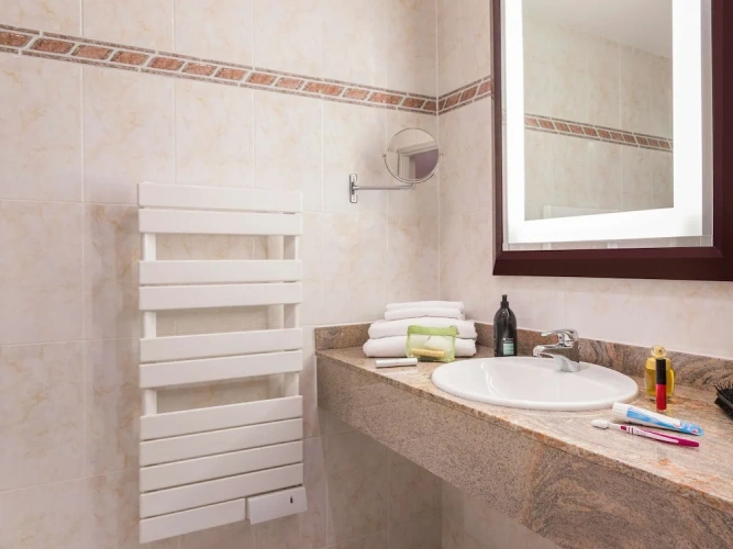 1 Bedroom Double Apartment