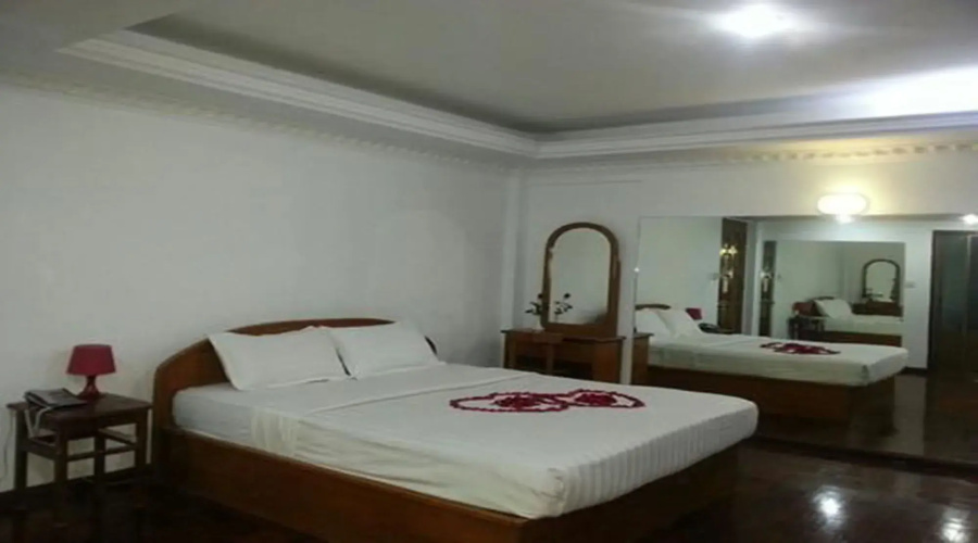 Airport Inn