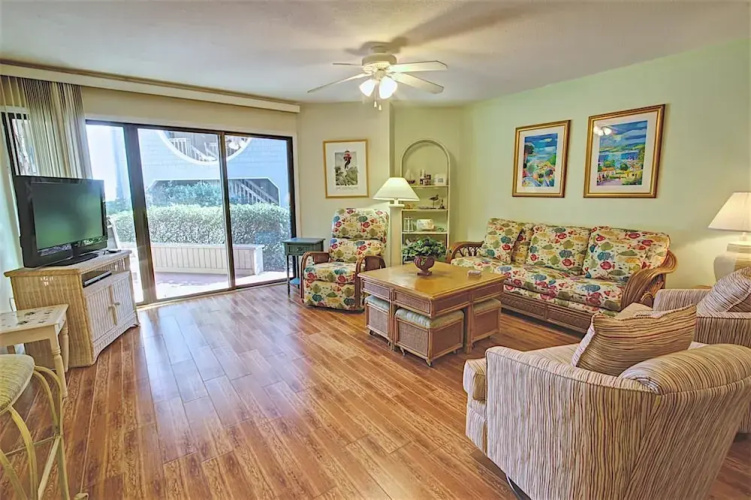 Hibiscus C102 [2/2] Free Activities! & Oceanview Wifi 3 Pools