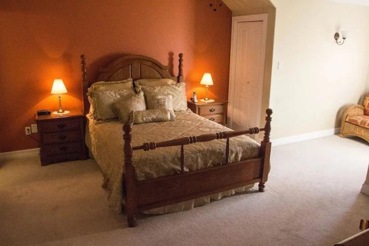 Snowflake Manor Bed and Breakfast