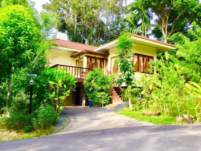 3 Bedrooms Villa
