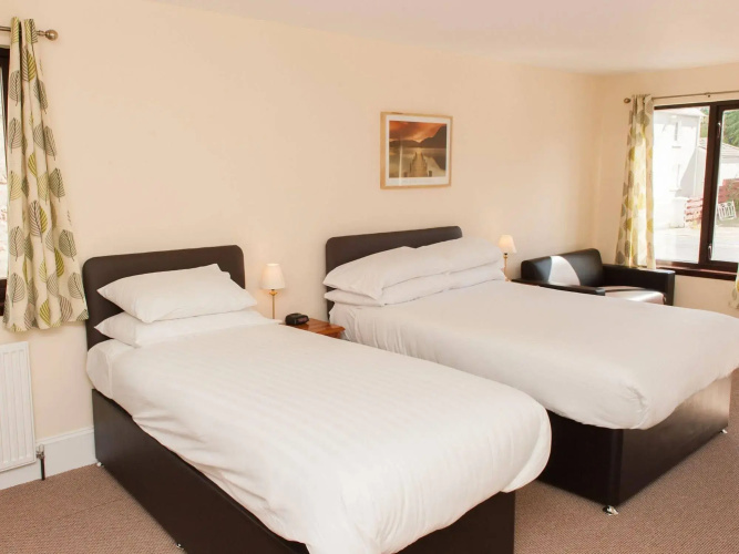 Alban & Abbey House