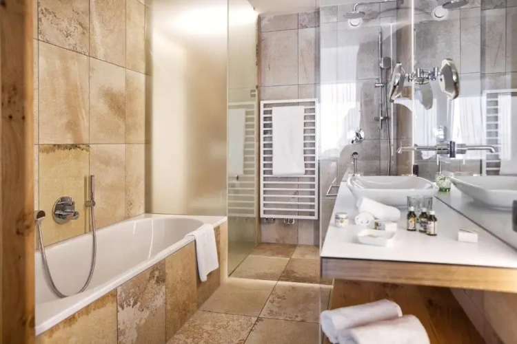 Deluxe Double room with balcony and with view